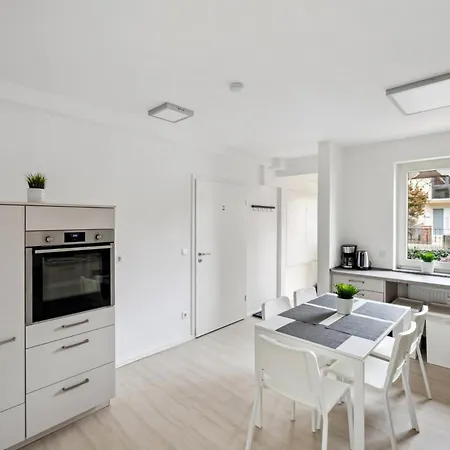 Monteur Base - Unterkunft Fuer Bis Zu 5 Personen In 63452 - Hu08b Apartment Hanau